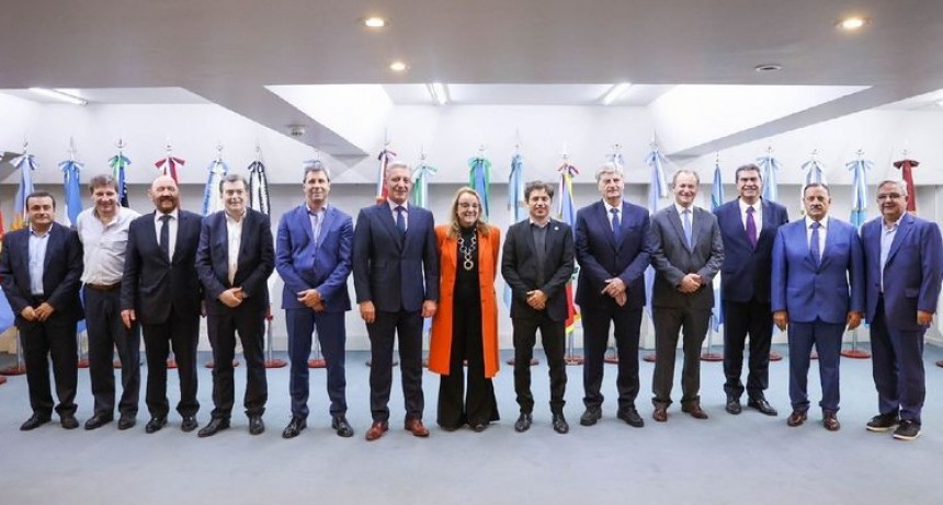 Gobernadores del PJ reclamaron una 