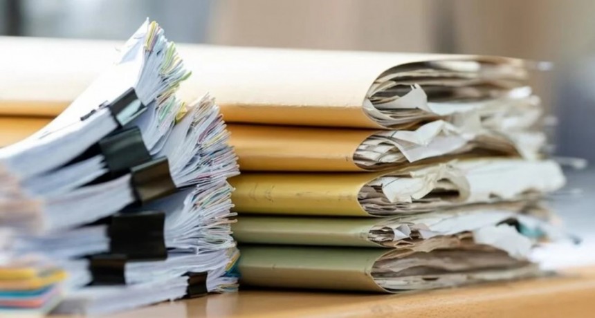 Papeles viejos, asuntos de siempre