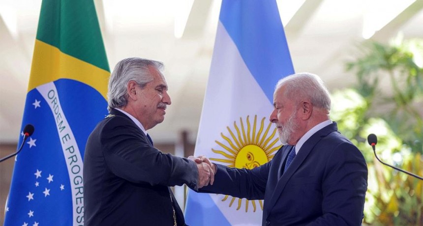 Alberto Fernández fue recibido por Lula en Brasil: “Cuando uno está en problemas pide ayuda a los amigos”