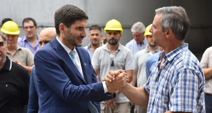 Una encuesta nacional ubica a Pullaro como el gobernador con mejor imagen en todo el país