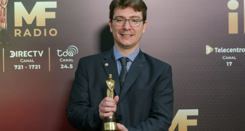 ¡Ariel Tarico lo hizo de nuevo!: el santafesino recibió otro Martín Fierro de Radio por su gran labor humorística