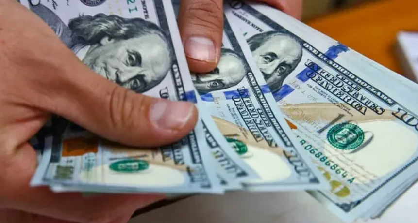 En el día de los anuncios de Batakis, el dólar blue cayó en Santa Fe