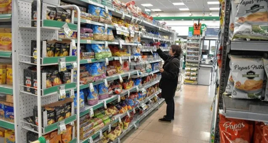 La inflación de junio fue del 5,3% y la interanual trepó al 64 por ciento