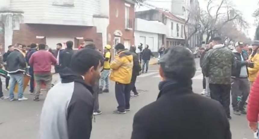 Por segunda vez, Asoem definió desafiliarse de Festram y se levantaron los cortes en Urquiza