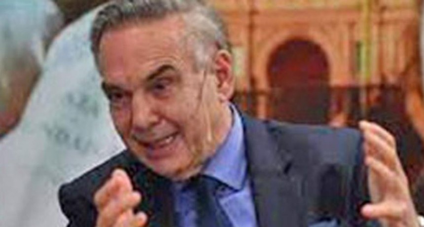 Pichetto pide reforma laboral y bajar los impuestos para crecer