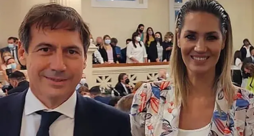 Carolina Losada y Luis Naidenoff, la historia de amor de la que todos hablan en el Senado