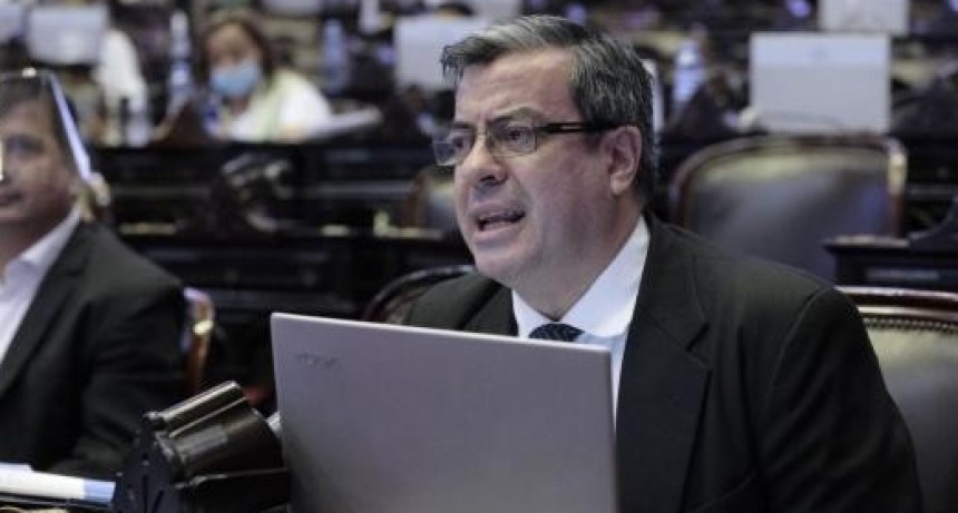 Como en el cuento de la buena pipa, CRA advierte la 