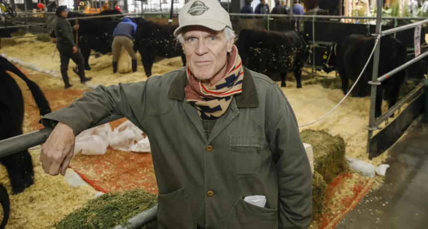 El norteamericano que enseñó cómo cortar el pelo a los animales de la Rural