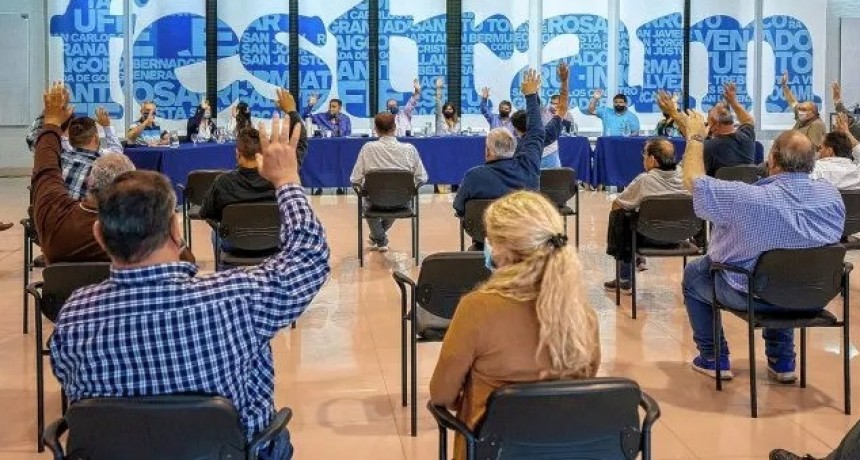 Festram logró adelantar aumentos y discutir salarios en agosto: levantó el paro de 72 horas