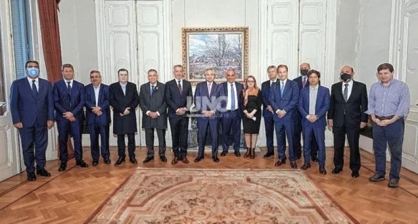 El Presidente analizó con gobernadores la coyuntura nacional y la situación de cada provincia