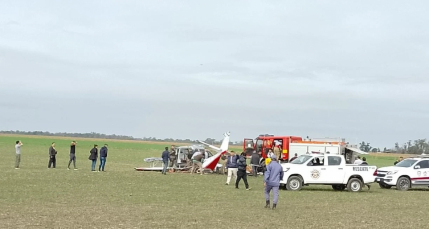 Video: se estrelló una avioneta que hacía acrobacias y murieron sus dos pasajeros