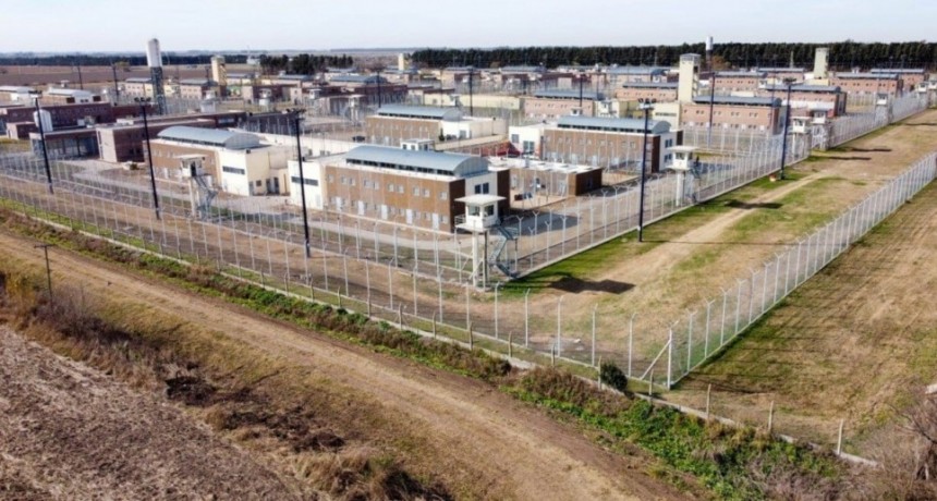 Ordenan instalar inhibidores de señales telefónicas en las cárceles santafesinas
