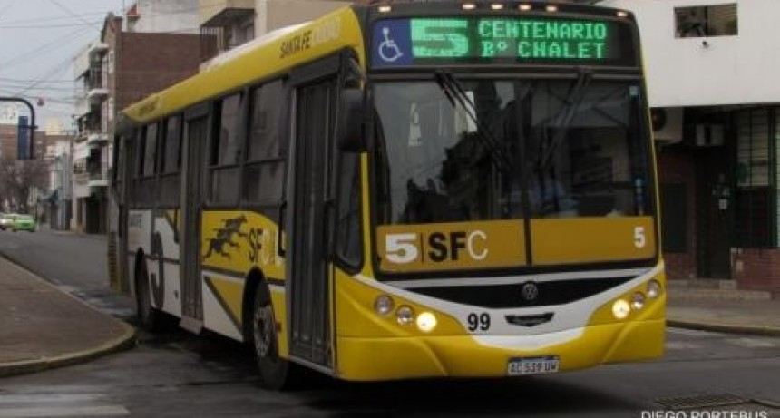 Paran de forma dispar los colectivos a nivel pa&iacute;s: en Santa Fe no hay servicio de corta y media distancia