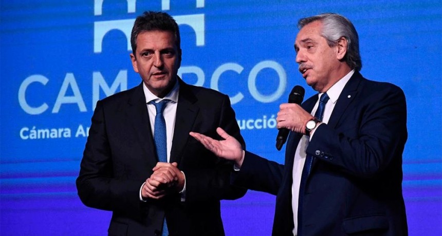 Alberto Fern&aacute;ndez le pidi&oacute; a Sergio Massa que no renuncie a su cargo pese a la campa&ntilde;a: "Es un engranaje importante"