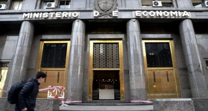 Con el paquete fiscal, Economía cumpliría el objetivo de déficit del año 