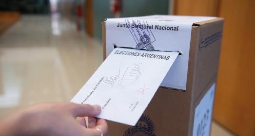 PASO del 13 de agosto: en los cuartos oscuros de Santa Fe habrá 27 fórmulas presidenciales y 36 listas de diputados nacionales