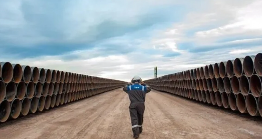 Revés para Kicillof: YPF definió que la planta de gas licuado se hará en Río Negro
