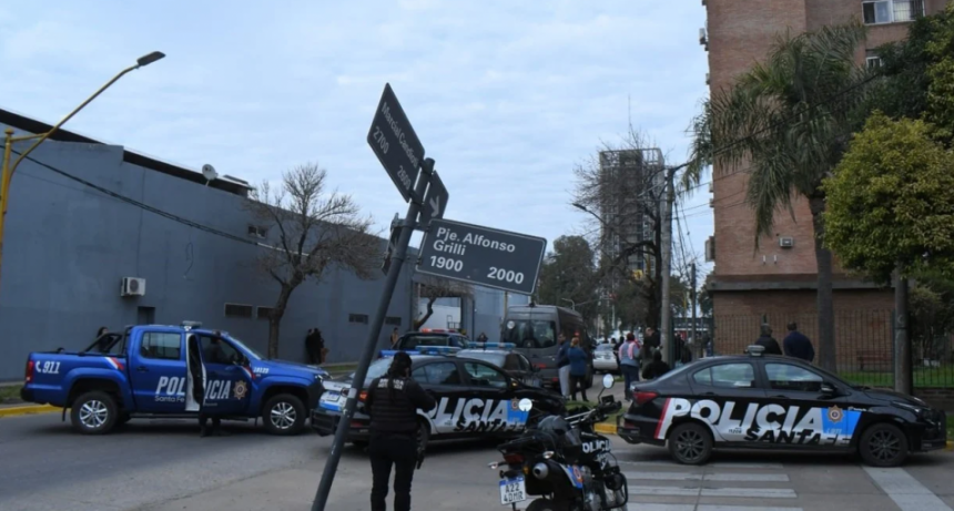 Tres muertos por monóxido de carbono en un edificio en barrio Candioti Sur
