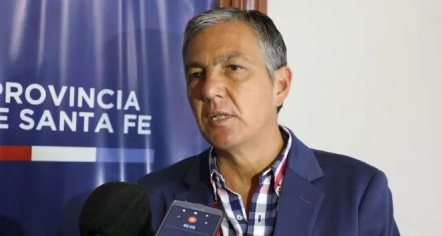 Pusineri descartó el descuento de días por los paros y dijo que convocarán a los gremios en septiembre