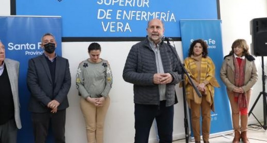 Provincia inauguró la Escuela Superior de Enfermería de la ciudad de Vera