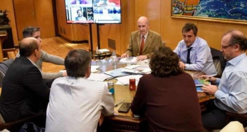 Cuáles son los puntos principales del decreto de Massa para convertir planes en empleo formal