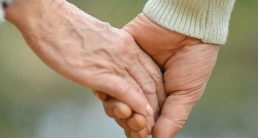 Rafaela: evitaron un pacto suicida de dos adultos mayores que no querían ser trasladados a un geriátrico 