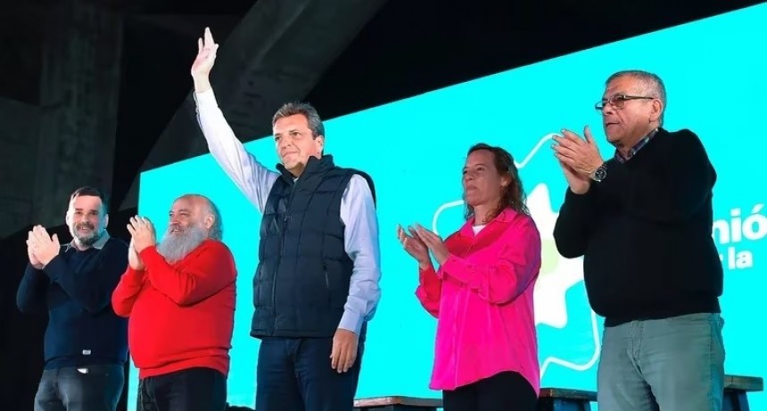 Sergio Massa: “Ya no plantean globitos de colores y la revolución de la alegría, ahora van por el recorte de derechos a jubilados y trabajadores”