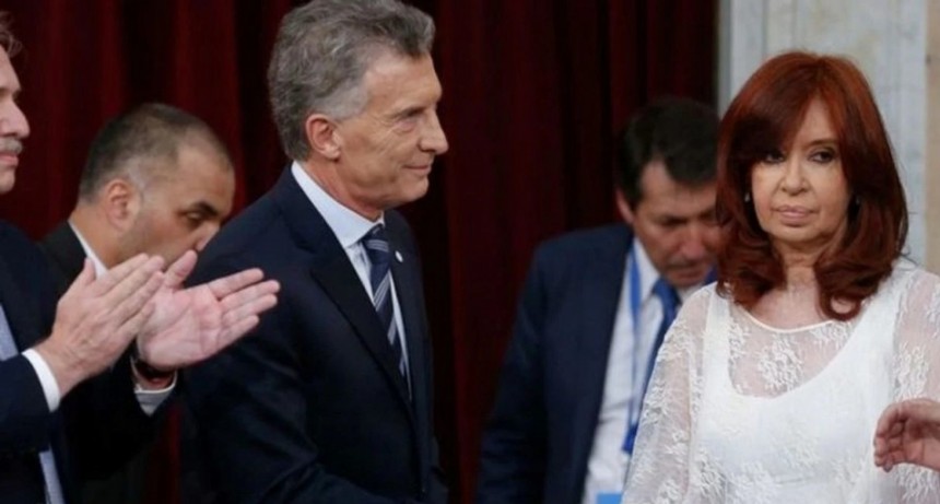 Cristina y Macri recalientan el tramo final de la campaña