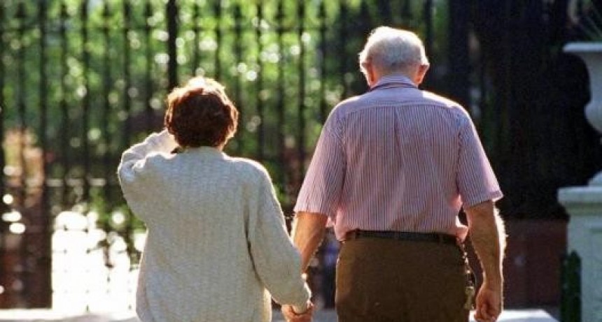 Anses: jubilaciones, pensiones y asignaciones aumentarán un 23,29% por movilidad