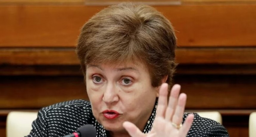 Después del desembolso, la titular del FMI pidió aumentar las tarifas de la energía y contener los salarios públicos y las jubilaciones