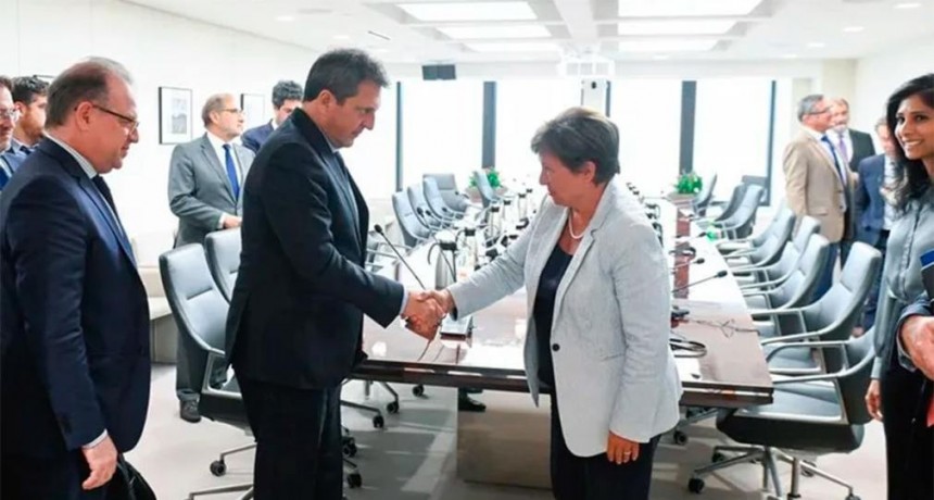 Las medidas que pide el FMI para “encarrilar” el programa económico