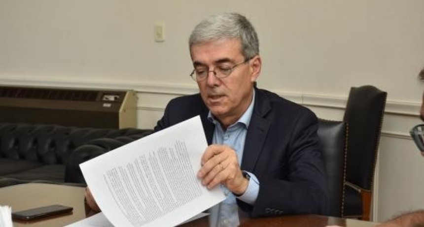 Agosto justificó el no pago del bono de Massa: “La cláusula gatillo permite compensar los aumentos por inflación” 