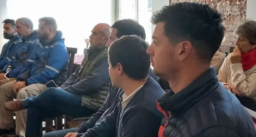 En busca de la licencia social, productores de San Agustín se capacitaron en la recuperación de envases vacíos