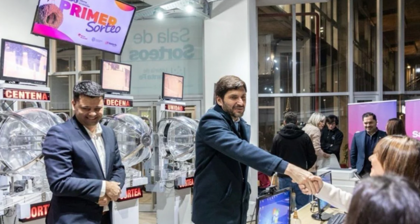 La provincia de Santa Fe realiz&oacute; el primer sorteo de los cr&eacute;ditos hipotecarios Nido