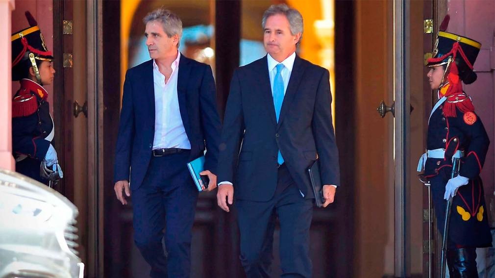 El Gobierno confirmó que retiró $3,8 billones del mercado para quitarle presión al dólar