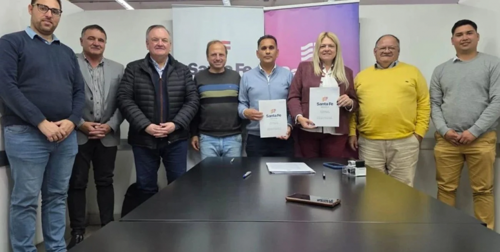 Anuncian la construcción de 12 viviendas en Ceres y Moisés Ville