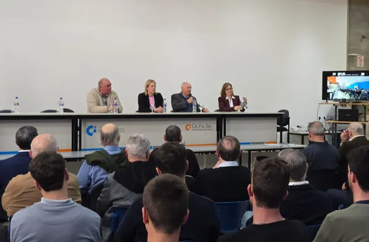 Scaglia: “A la provincia la hacen grande los industriales, el campo y el comercio, que generan trabajo”