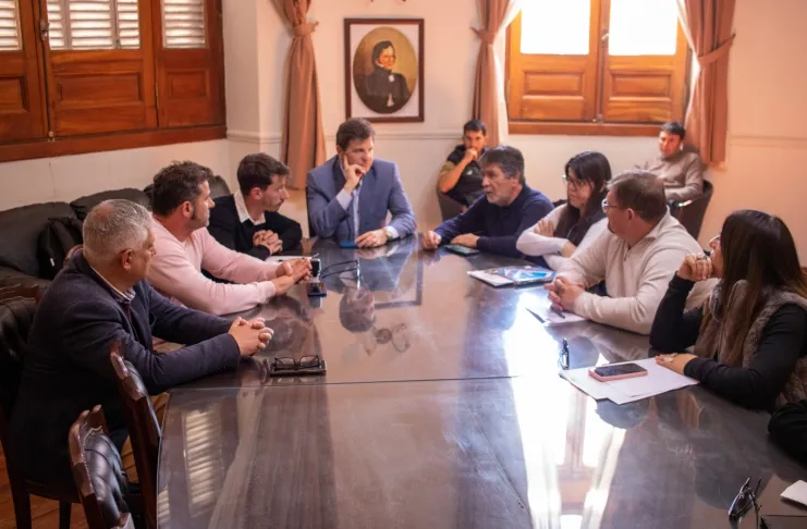 Acuerdo paritario: FESTRAM y municipios definieron aumento salarial hasta octubre