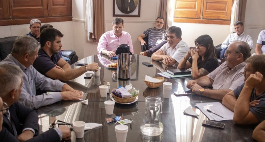 Paritaria municipal: sin oferta salarial, crece la tensión y se posterga la negociación