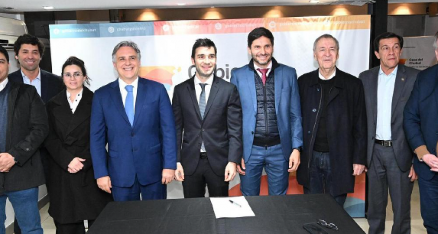 Cinco gobernadores arman un frente electoral para competir contra Milei