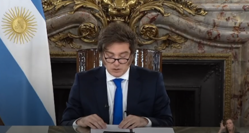 Milei desafió al Congreso: “Si quieren volver atrás me van a tener que sacar con los pies para adelante”