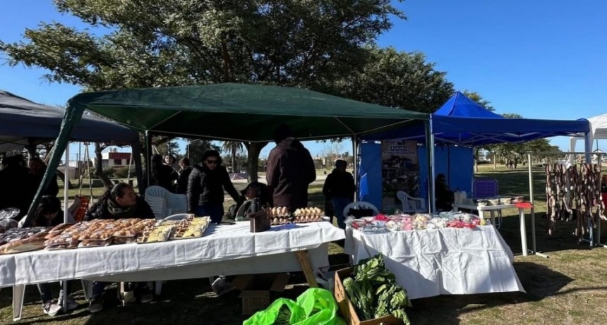 Vera celebró la riqueza de su tierra en la primera Feria de la Agricultura Familiar