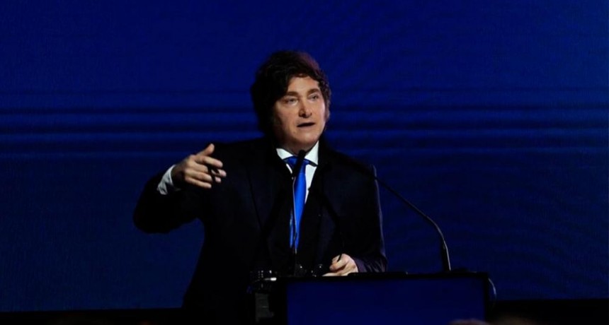 En Rosario, Milei defendió su plan económico y prometió un país sin inflación para 2026