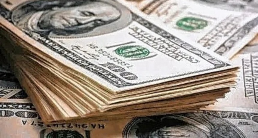 Se desploma el dólar blue y en Santa Fe cotiza al precio más bajo en dos meses