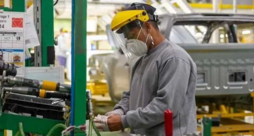 Importaciones restringidas: industriales de Santa Fe advierten por una paralización de plantas