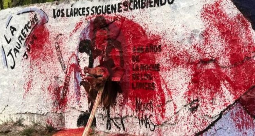 Vandalizaron un mural que recordaba la Noche de los Lápices, donde se secuestró y asesinó a estudiantes en 1976