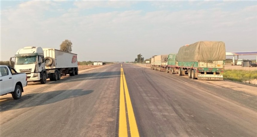 VIALIDAD NACIONAL DEMARCA EL TRAMO RECONSTRUIDO DE RN 95