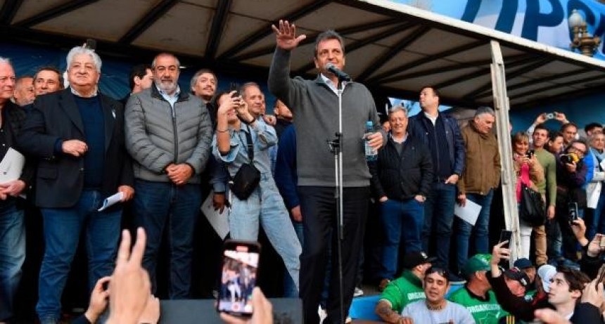 Massa anunció que desde octubre solo los trabajadores que cobren cerca de $ 2.000.000 por mes pagarán Ganancias 