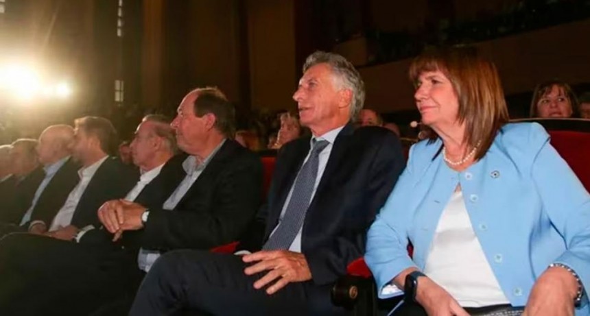 Bullrich presentó su libro y llamó a 