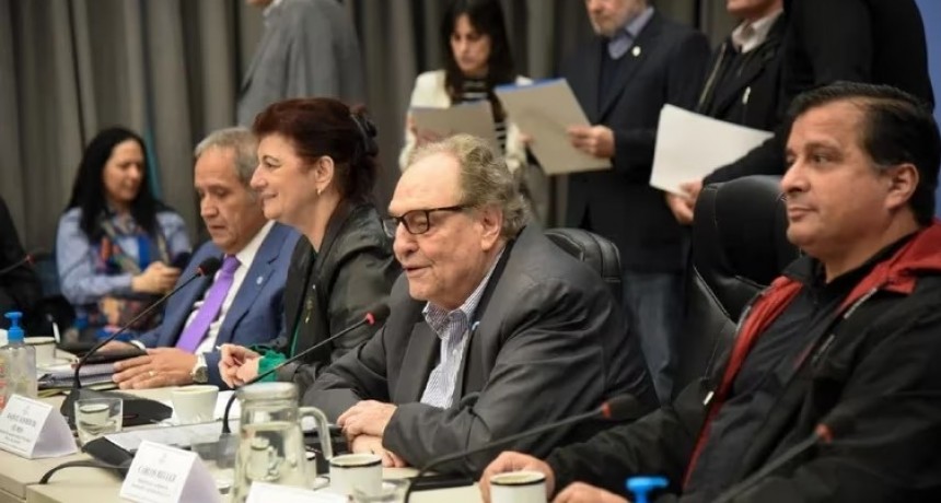 Un bloque clave votará dividido y el oficialismo alcanzaría el quórum para tratar la eliminación de Ganancias el martes